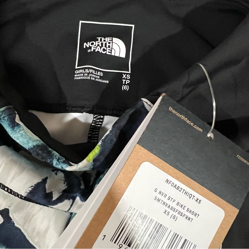 The North Face Girls Never Stop Bike Shorts - Picture 2 of 4
